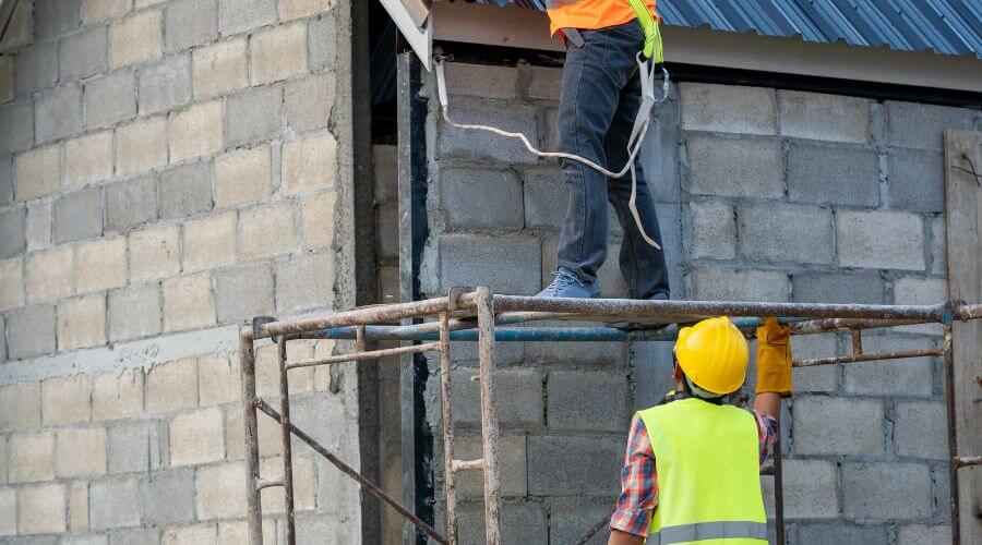 Expert new roof installation services in Vallonia, IN